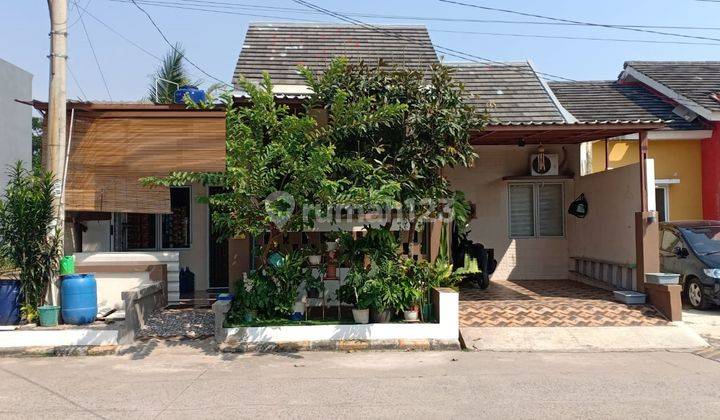 Rumah Bagus SHM di Taman Sakura, Bekasi L0244  1