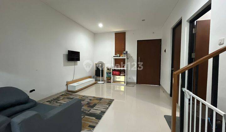 Rumah 2 Lantai Baru SHM di Metland Menteng, Jakarta Timur b1154  2