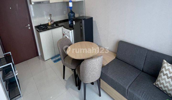 Apartemen Puri Mansion Tower Berly 2 Kamar Tidur Furnished  1