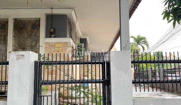 Di Sewakan Rumah Hoek Kosambi Baru 2 Lantai Semi Furnished Hadap Timur Selatan 2