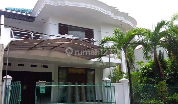  Rumah Mewah 2 Lantai Di Vila Kedoya Jakarta Barat Hadap Selatan 1