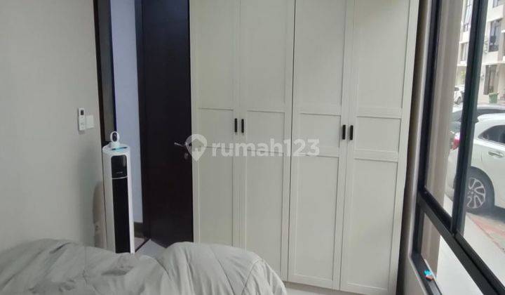 Green Royal Condo House Jakarta Barat Furnished  2