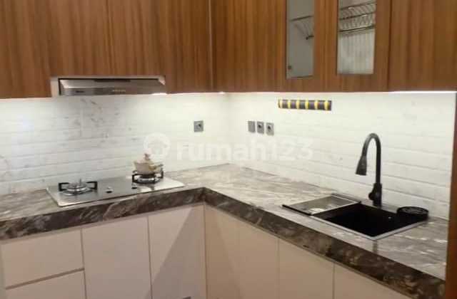 Rumah Bagus di Green Village Cipondoh Tangerang Hadap Selatan 2