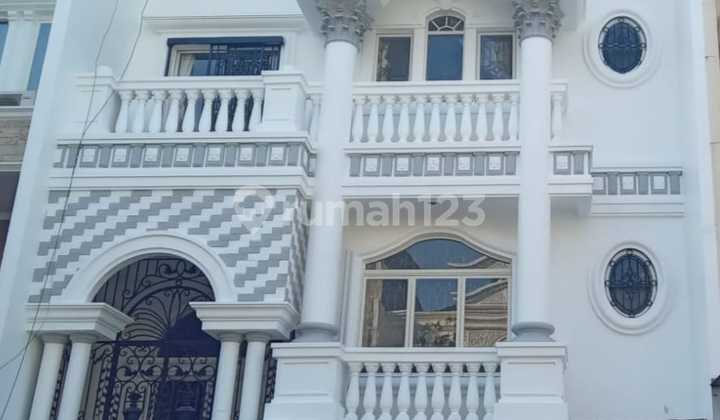 Di Sewakan Rumah Furnished Di Pantai Indah Kapuk Cluster Florence Bagus 1