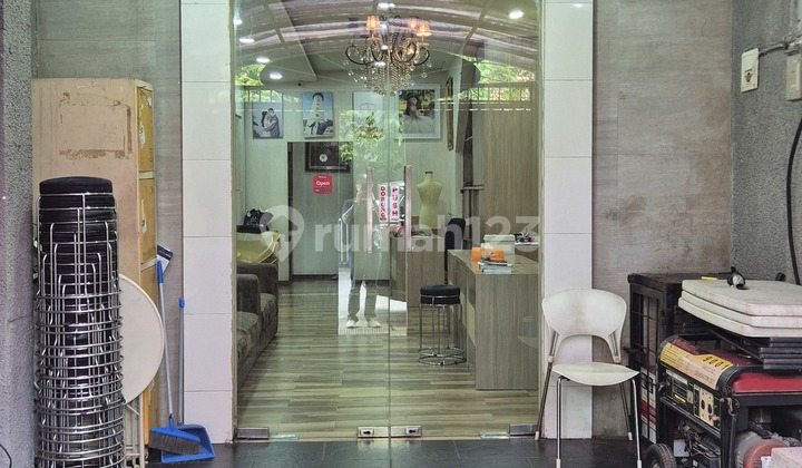 For Rent, 4-Story Shophouse in Mangga Besar, South Facing, Strategic Location 2