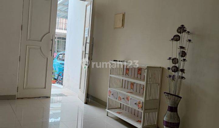 Rumah West Eroupe Di Green Lake City Furnished 1