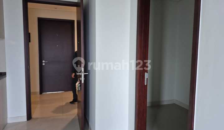 Apartemen Puri Mansion Di Tower Berly Semi Furnished Bagus  2