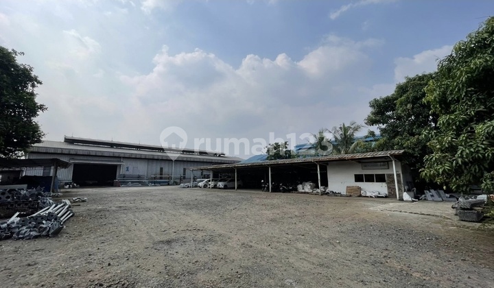 Pabrik. Row Jalan Lebar. Akses Kontainer. Pabrik. Row Jalan Lebar. Akses Kontainer.