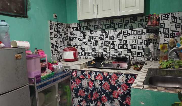 Rumah Dengan Jalan Lebar di dalam Perumahan 7