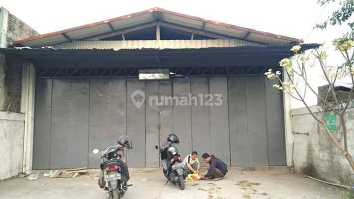 Gudang Sangat Strategis Pinggir Jalan Raya Imogiri di dalam Jalan Nasional III 2