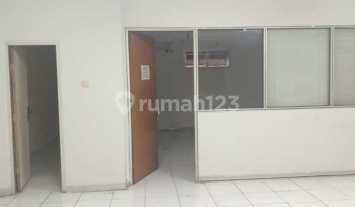 Warehouse for rent in Tapos, Depok, West Java