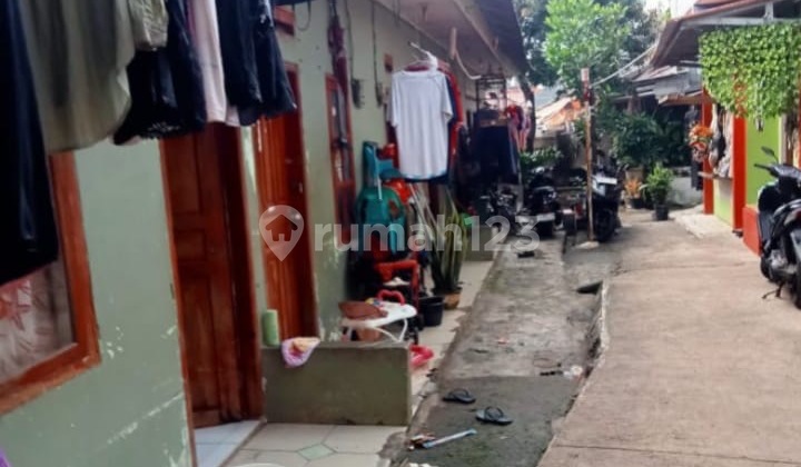 For Sale: 12-door boarding house and kiosk in Rawalumbu, Bekasi. 2