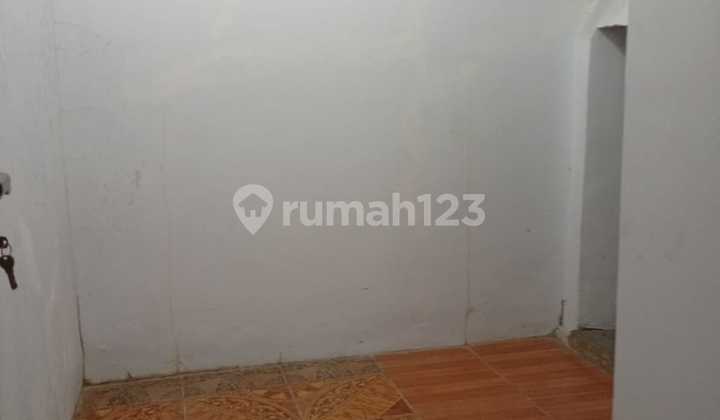 Disewakan Rumah Siap Pakai di Cluster Victoria Garden 2