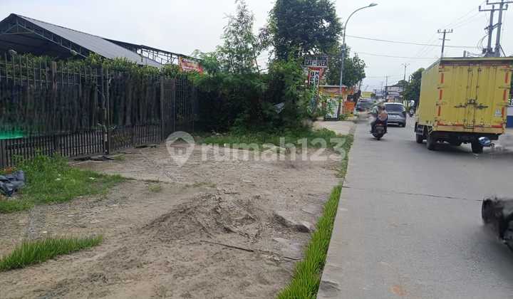 For Rent Strategic Land, Former Bardi Restaurant Building in Pekayon Bekasi.