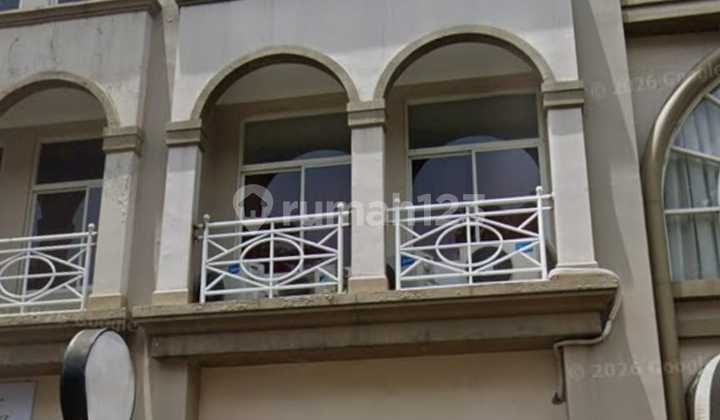 Disewakan Ruko 3 Lantai Full di Grand Galaxy City