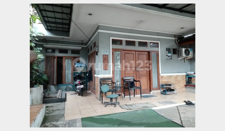 Dijual rumah hook 2 lantai di Pekayon Jaya Raya Bekasi Ada 1 Kios 1