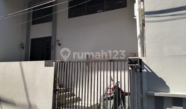 Dijual Rumah Shm Bagus Di Tanah Mas Modern Minimalis Bebas Banjir 1