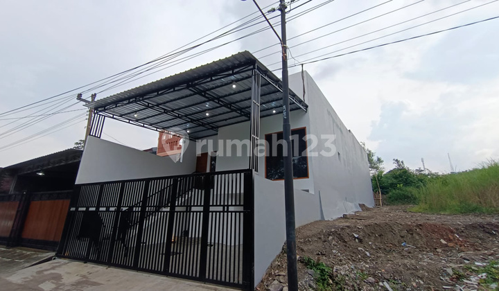 TURUN HARGA!! Rumah Mewah didaerah Burangrang,Tembalang.SHM 2