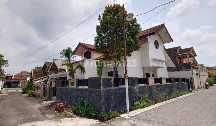 Dijual Rumah Mewah didaerah Jl.zebra,Pedurungan.SHM 1