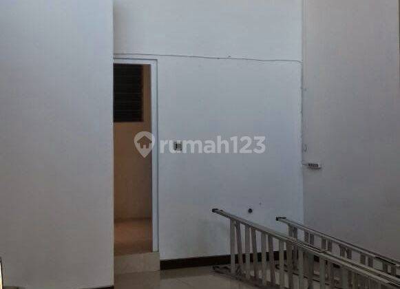 Rumah murah nyaman daerah pemukiman strategis di Semarang Barat SHM Bagus 2