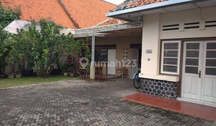 Rumah Rejosari Semarang Tengah Garasi 5 mobil 1