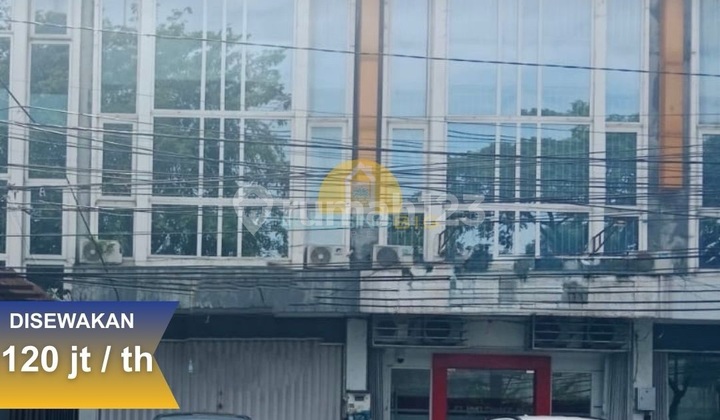 Disewakan Ruko 3 Lantai di Tengah Kota Strategis 1