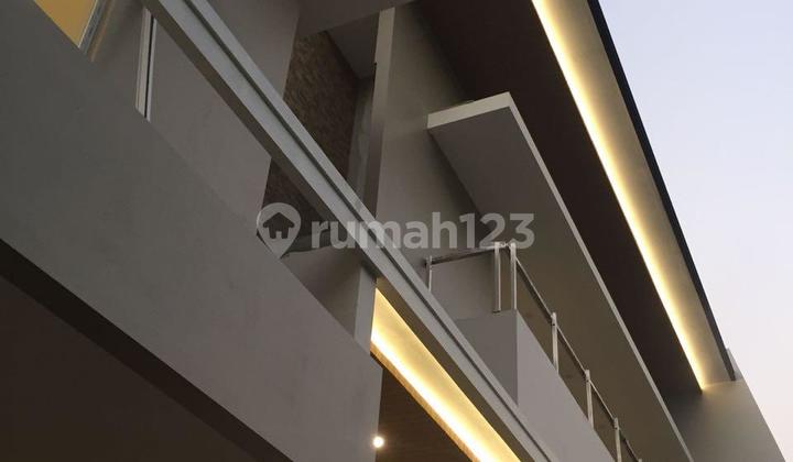 Luxury Exclusive House for Sale in the City Center 1