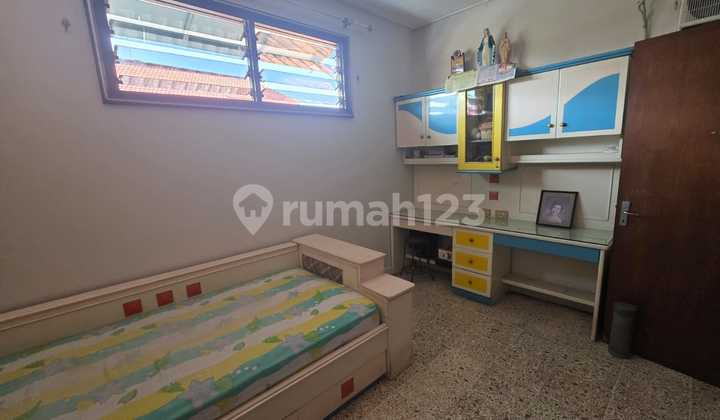 Dijual Rumah 2 Lantai Bentuk Letter L Di Jalan Kelengan Semarang 2