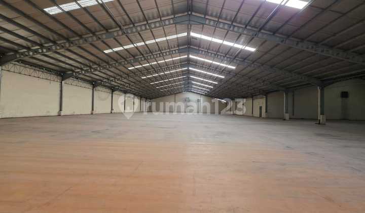 For Rent 2.5ha Warehouse in Yos Sudarso Area, Semarang 2