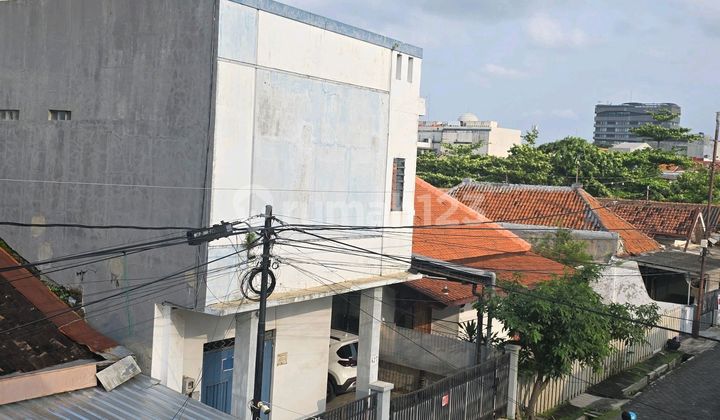 Strategic, Affordable, Flood-Free Boarding House in Central Semarang