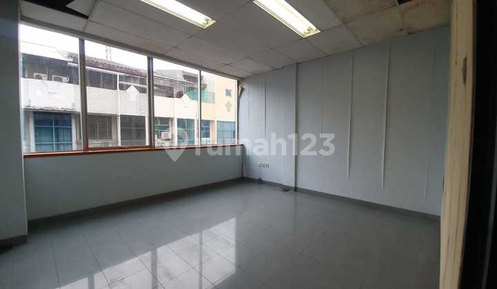 Dijual Ruko di Area Strategis 9