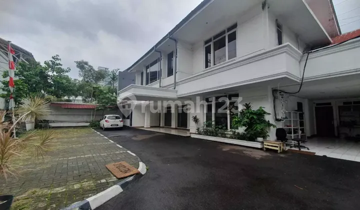 Prestigious Residence in Kebayoran Baru 4BR Type
