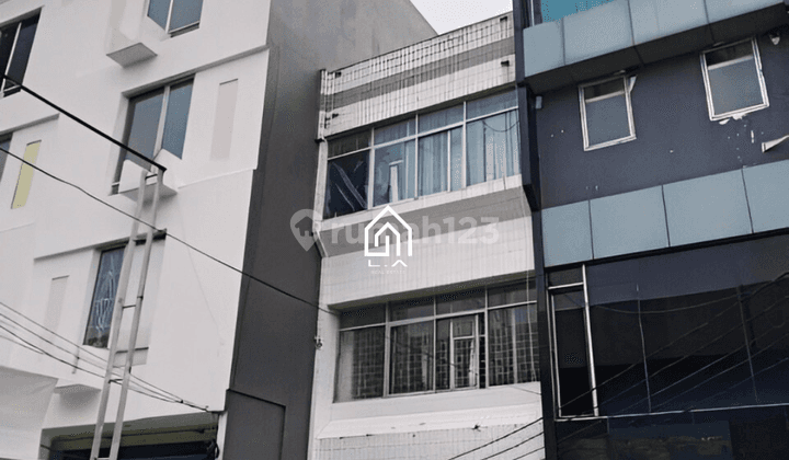 Ruko Strategis di Fatmawati  - Cocok untuk Rumah Tinggal atau Kantor Usaha 1