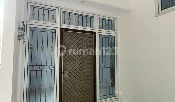 Dijual Cepat Rumah 2 Lantai Siap Huni Legenda Wisata Cibubur 2