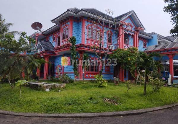 Rumah Hook Cantik di Kota Wisata Cibubur 1