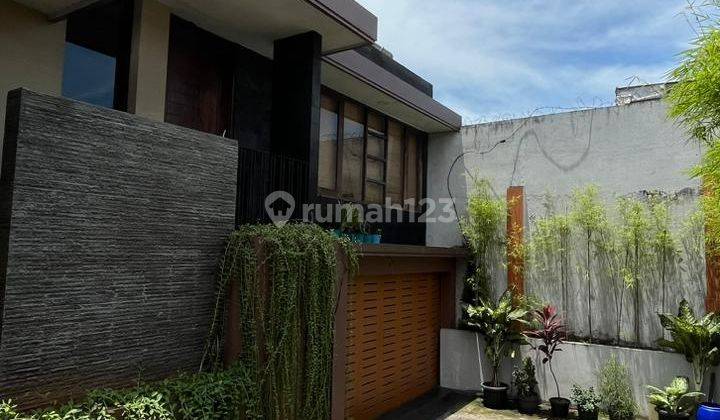 Rumah Mewah Asri Dengan Kolam Renang Di Jakarta Timur Di Jual 2