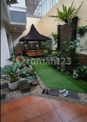 Rumah Mewah Full Furnished Boulevard Raffles Hills di JUAL 2