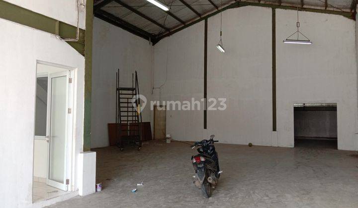 Gudang dan Kantor Siap Pakai Pergudangan Kota Wisata di JUAL 11