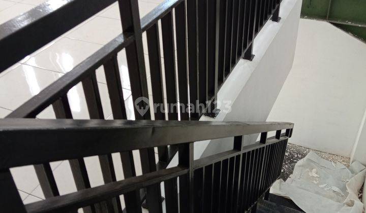 Gudang dan Kantor Siap Pakai Pergudangan Kota Wisata di JUAL 17