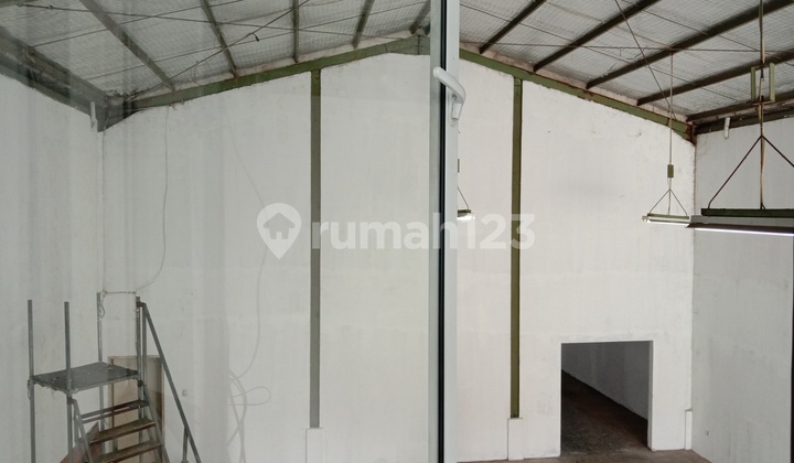 Gudang dan Kantor Siap Pakai Pergudangan Kota Wisata di JUAL 21