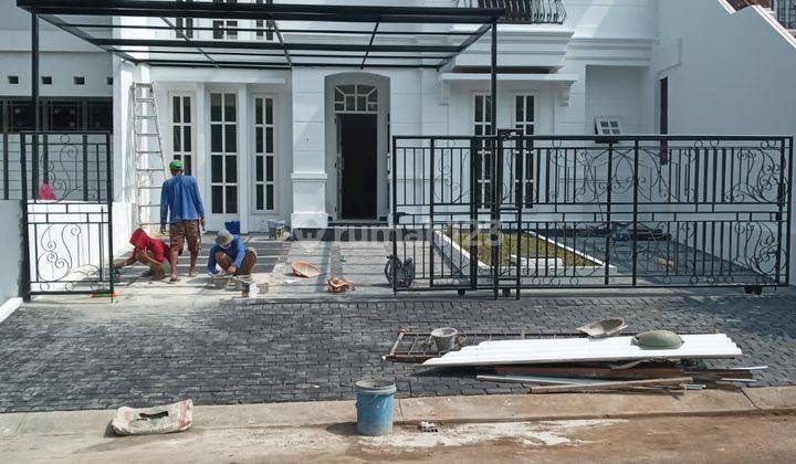 Rumah Mewah Second Boulevard Kota Wisata  di JUAL 1