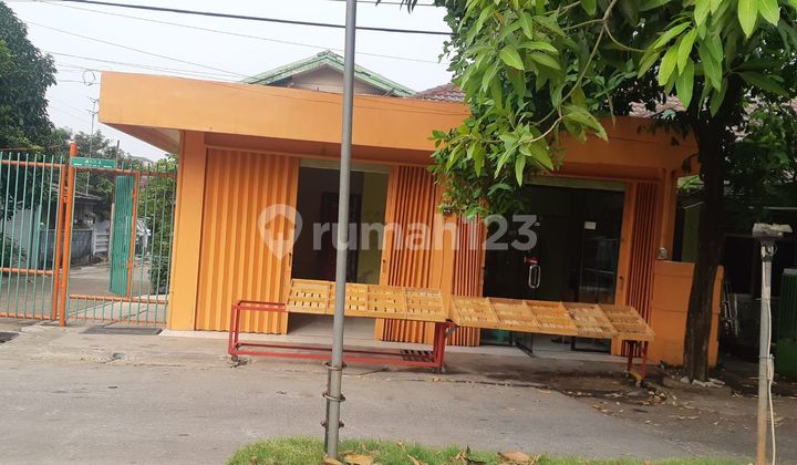 tampak depan rumah hook strategis berikut ruko