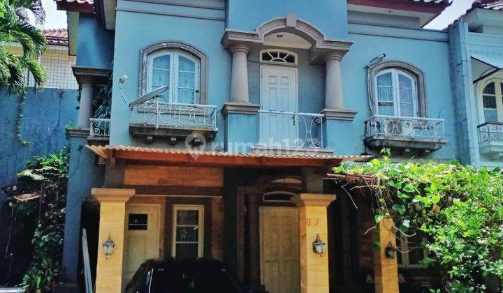 Rumah Hook 2 Lantai Raffles Hills Cibubur di JUAL Cepat 1