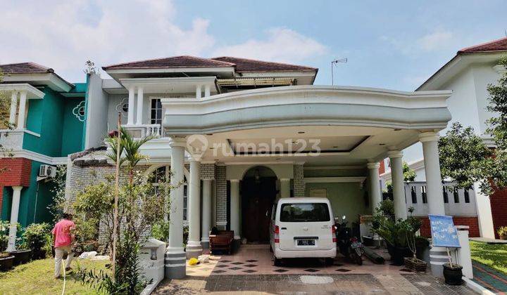 Rumah depan Taman Cluster Monaco Kota Wisata Cibubur 1