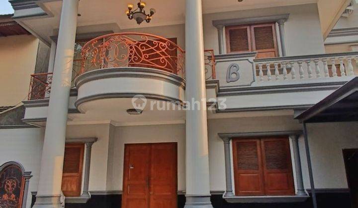 Rumah Mewah Sentuhan Klasik Kebayoran Baru Jaksel 2