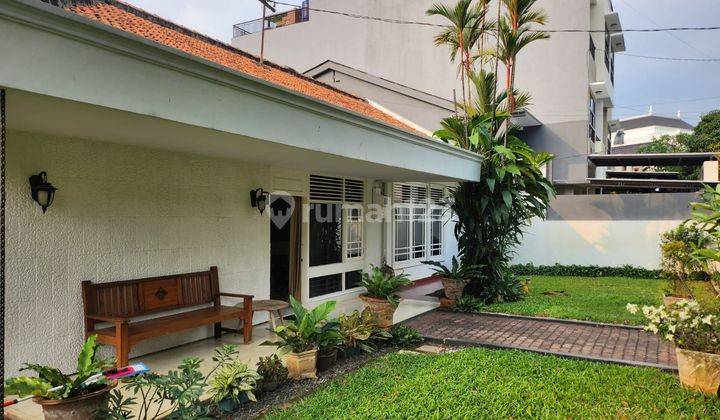 Rumah Hook Asri Halaman Luas Pancoran Timur Jaksel 2