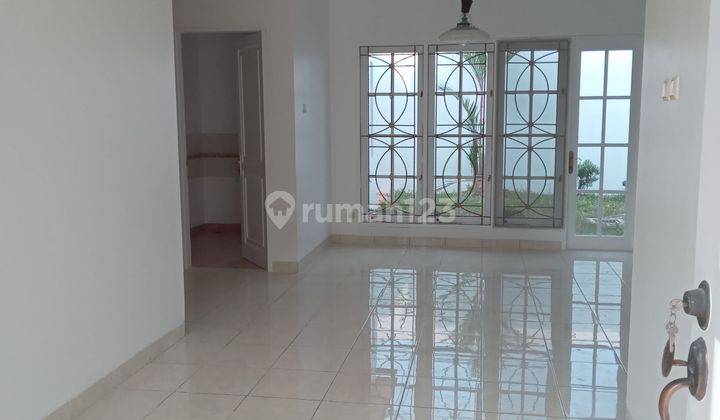 Rumah 2 Lantai Classic Style Kota Wisata Cibubur di JUAL 2