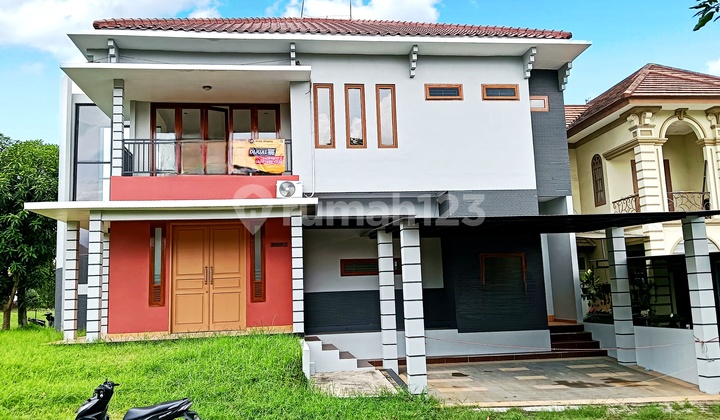 Rumah Hook 2 Lantai Legenda Wisata Cibubur Zona Napoleon 2