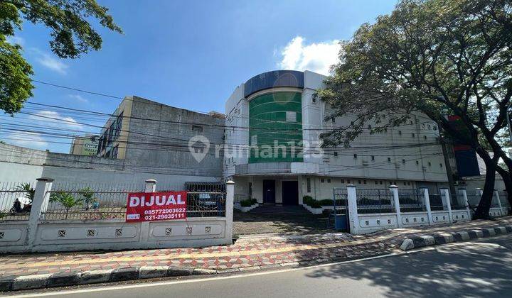 Dijual Ruko Strategi Cimone Ex Bank 1