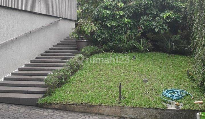 Rumah bagus siap huni, di  area  Kebayoran Baru 2